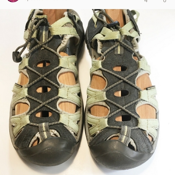 Keen Shoes - Keen Women’s Waterproof Washable Shoes Size 11